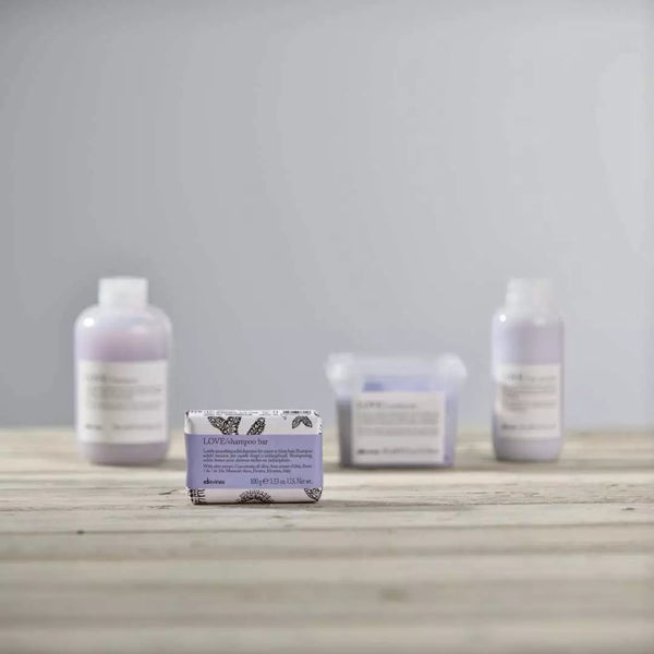 Davines LOVE SMOOTH Shampoo Bar with Case